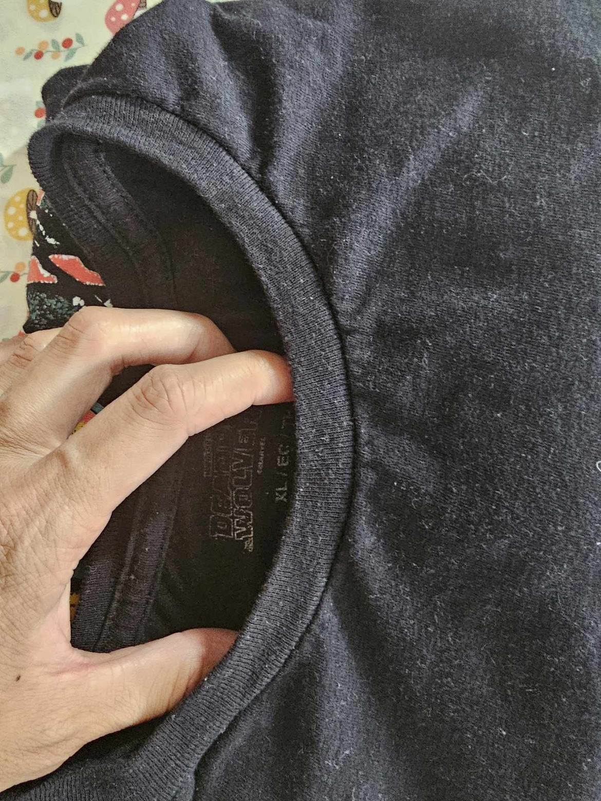 Deadpool and wolverine official merch bundle image indicator(5)