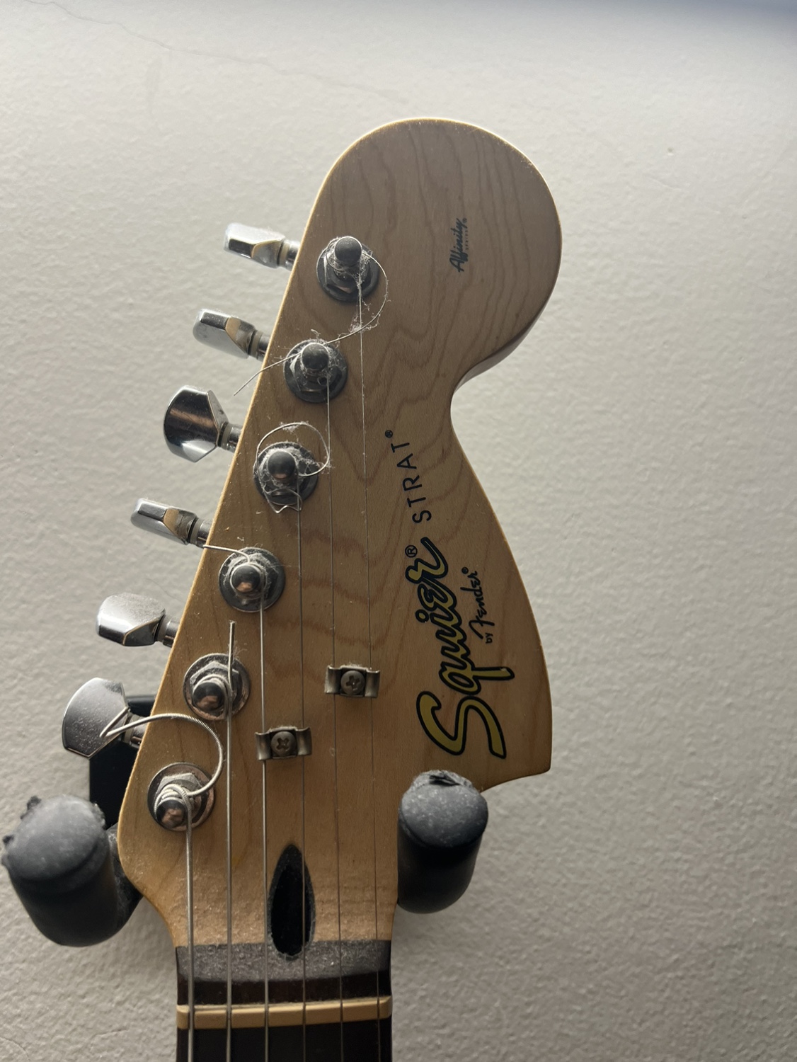 Squire Fender guitar special edition - photo 3