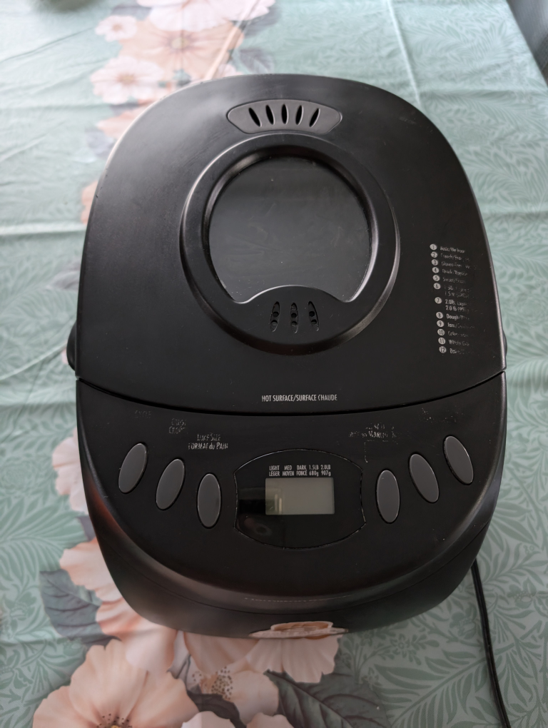 Hamilton Beach Automatic Bread Maker Machine - photo 2