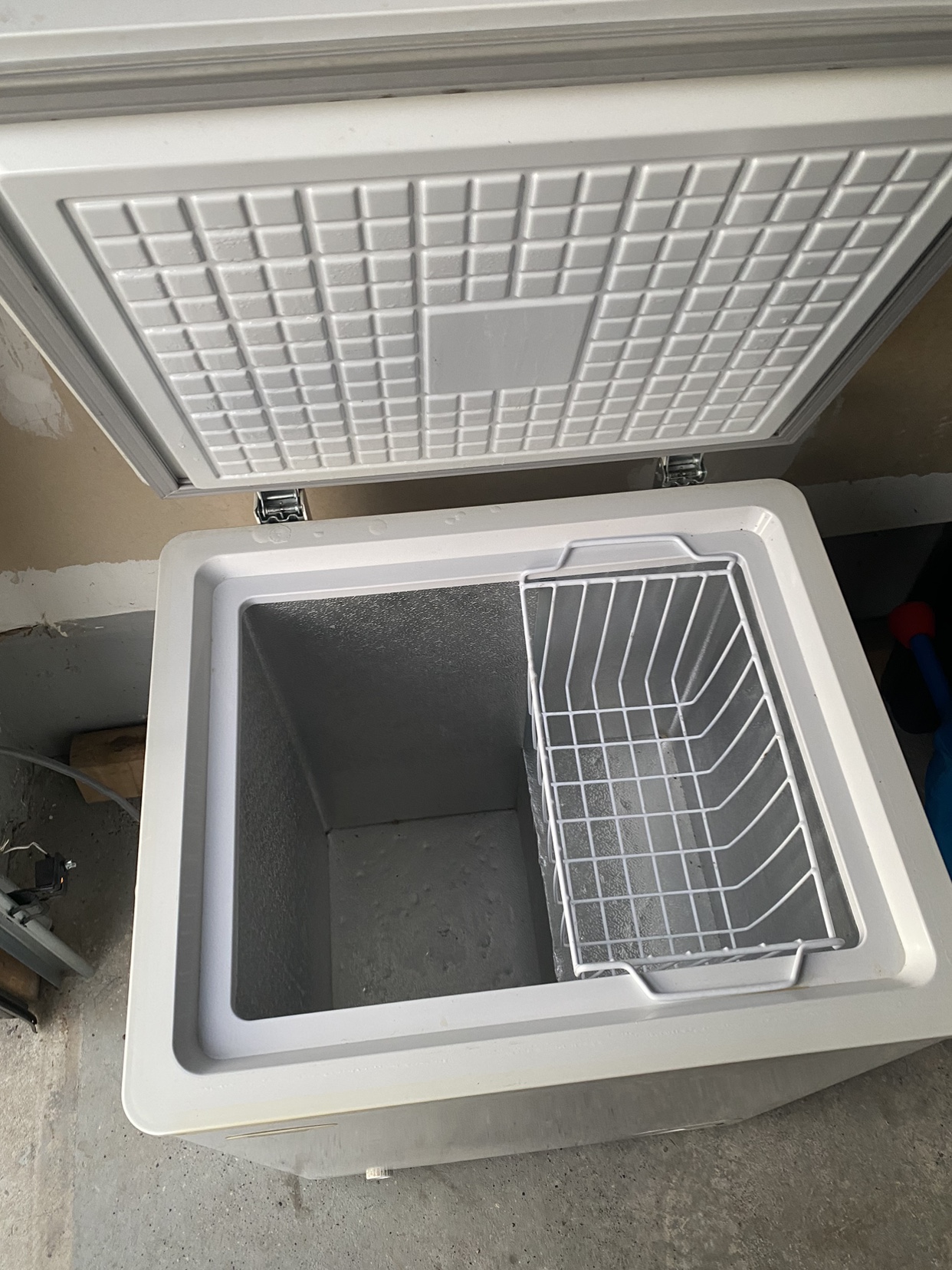 Small freezer . - photo 2