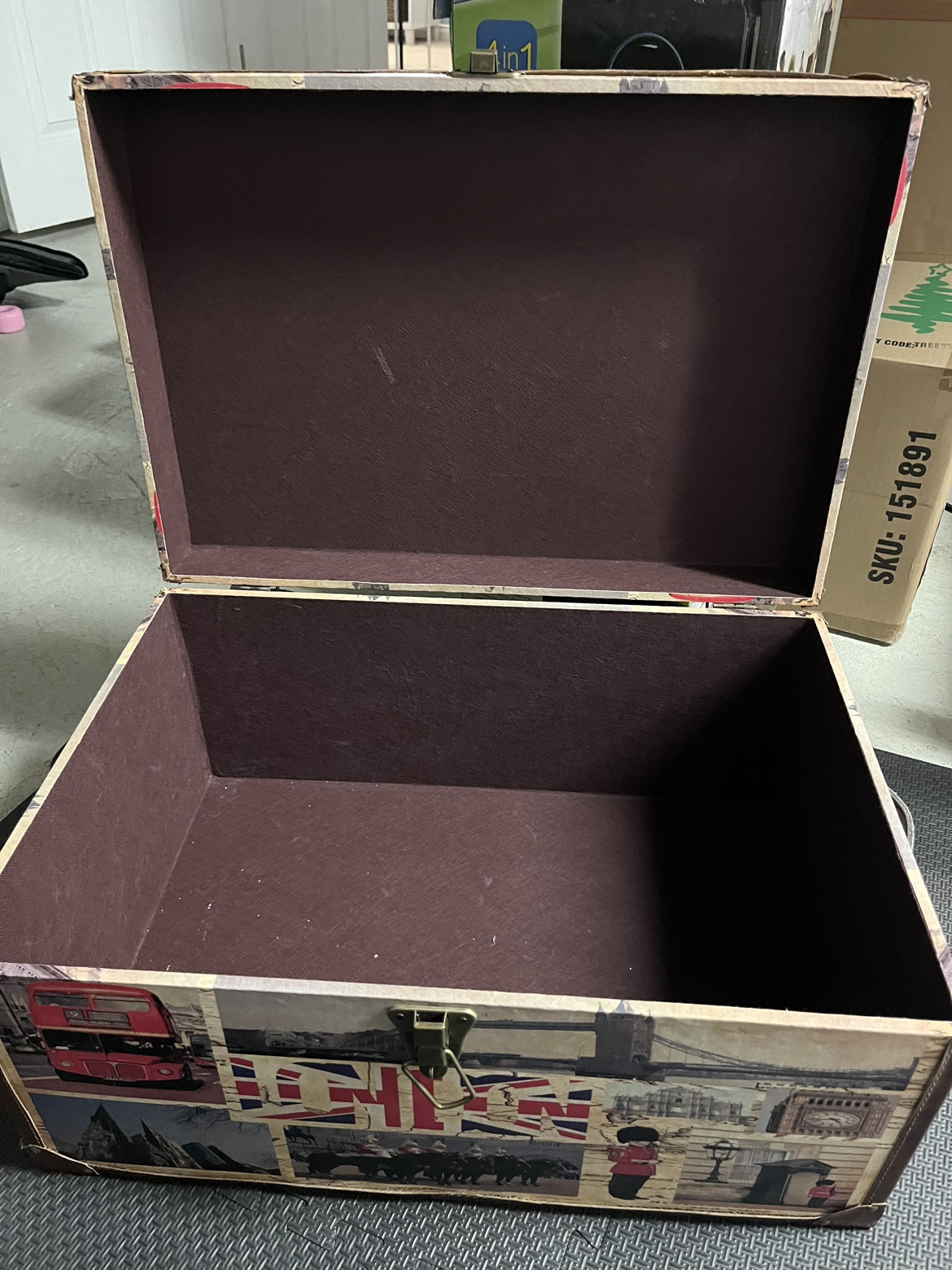 London chest - photo 2