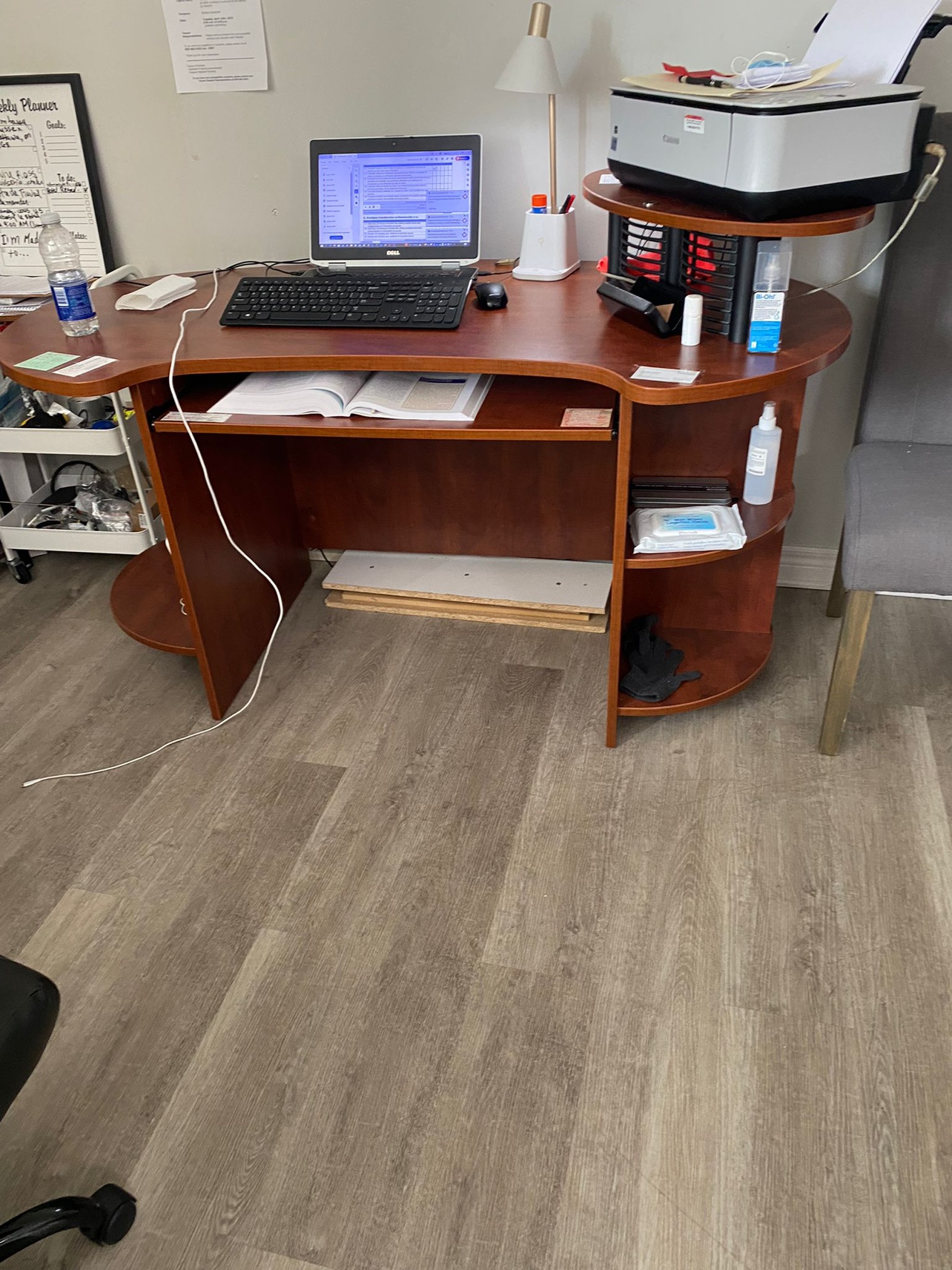 Office Desk - photo 3