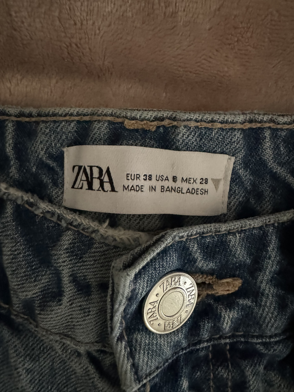 Zara jeans image indicator(3)
