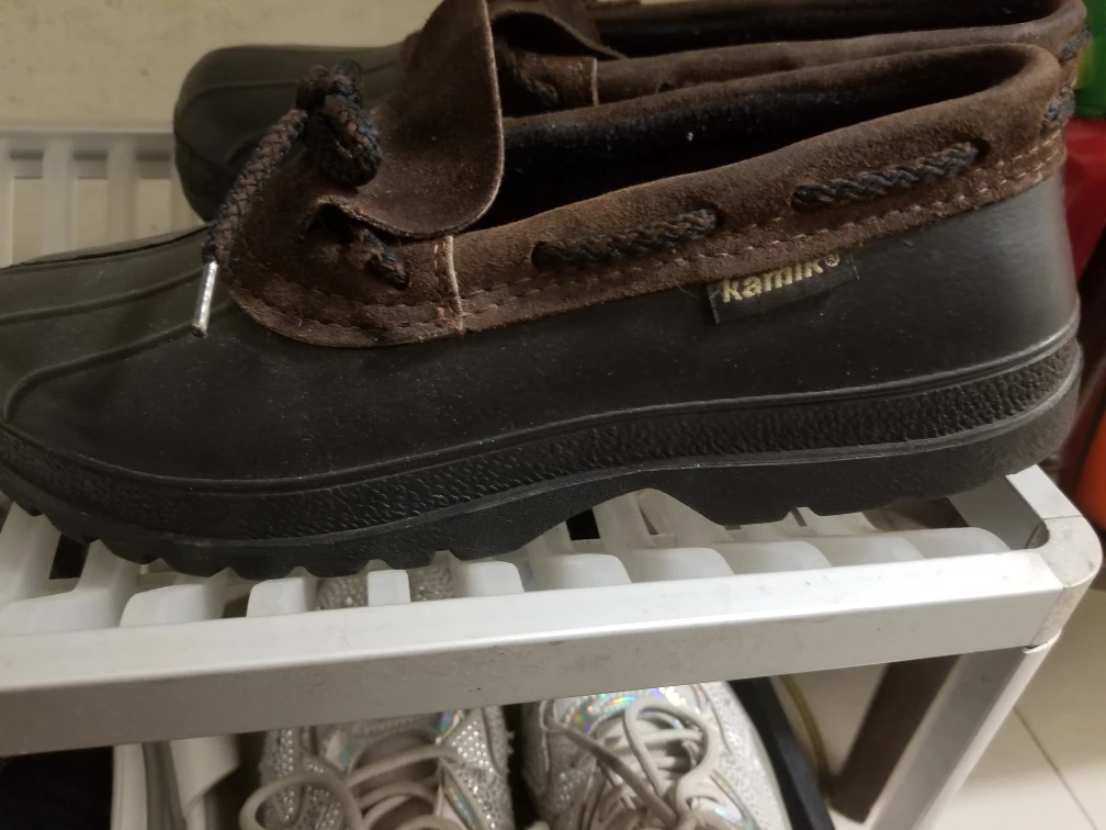 #freecycle branded winter boots size 8 thumbnail
