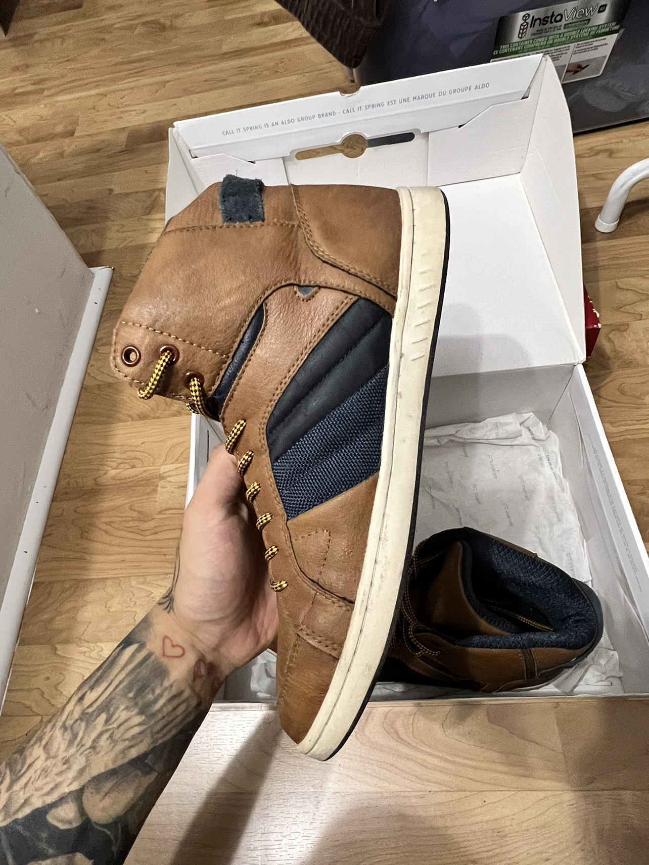 Call it spring sneaker - size 11 image indicator(3)