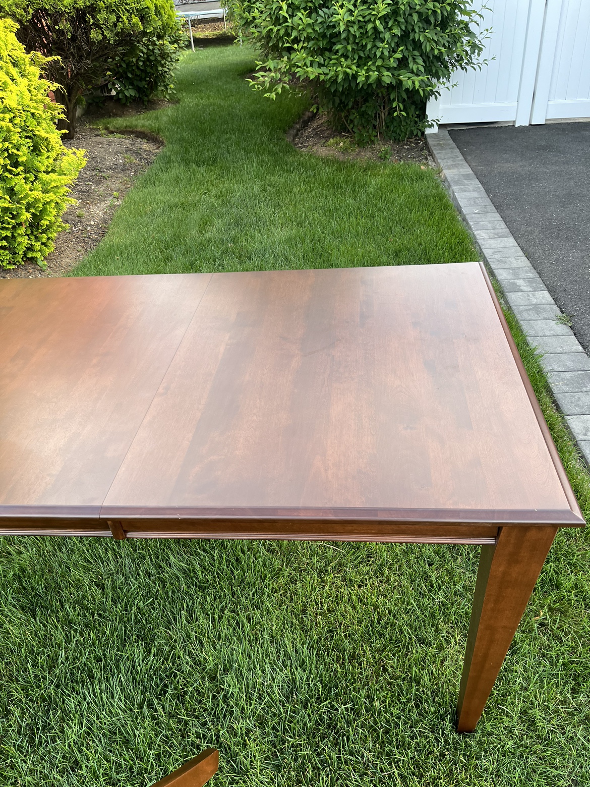 Dining room table - photo 2