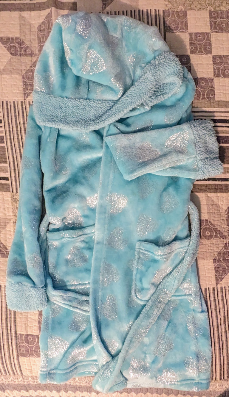 Bag of young girls clothes sizes 7-8 - photo 5