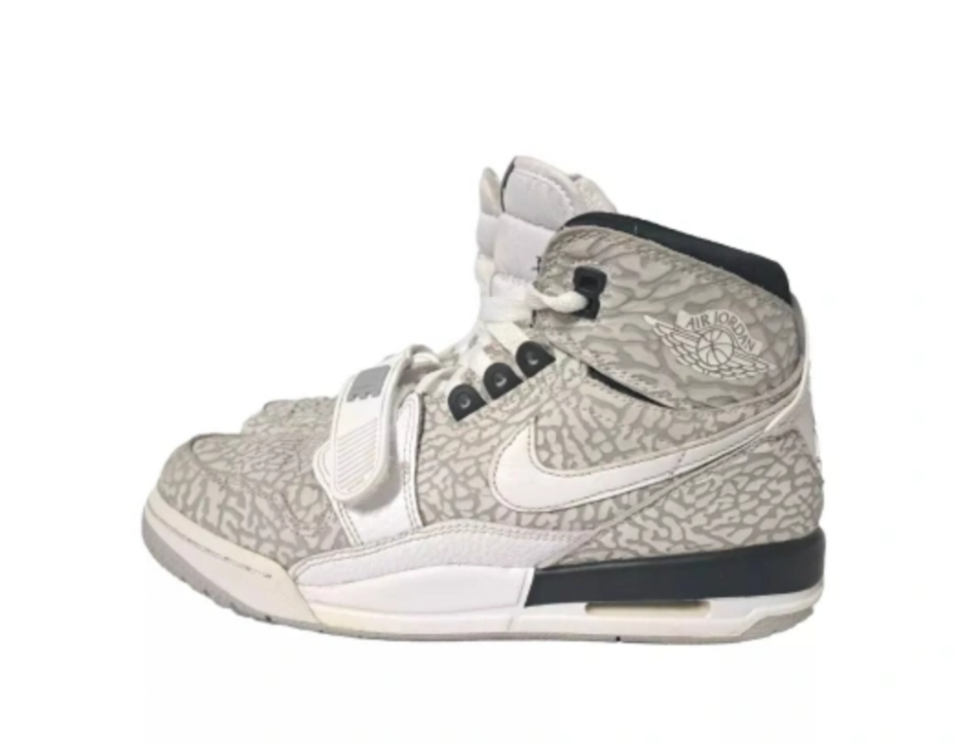 Nike Air Jordan Legacy 312 Flip Shoes SZ 5Y image indicator(6)
