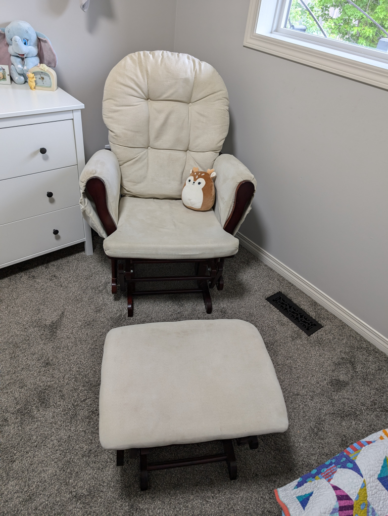 Glider with Footstool