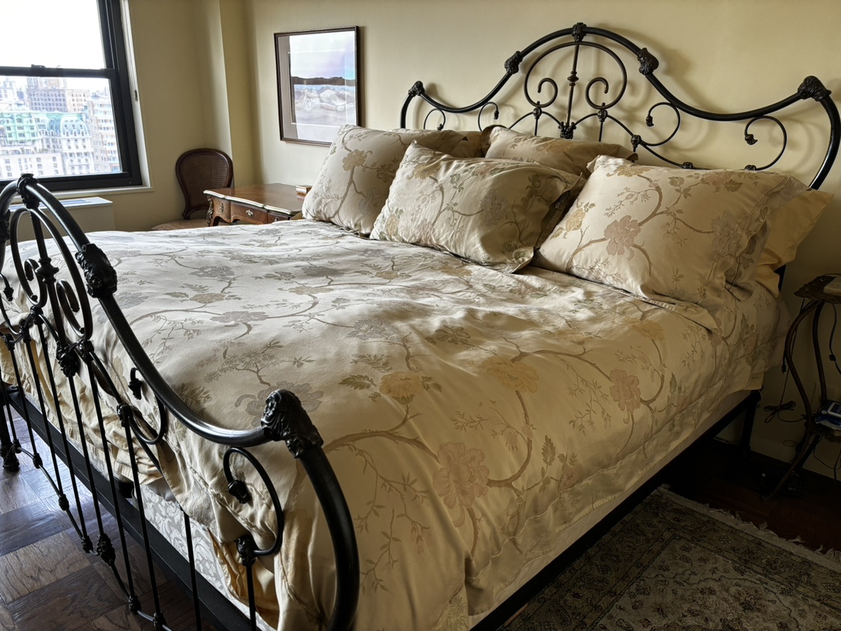 King Size Bed - photo 2