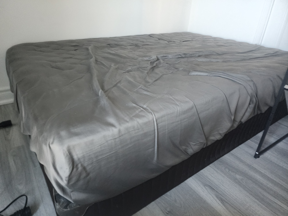 Clean Double Mattress for Free thumbnail