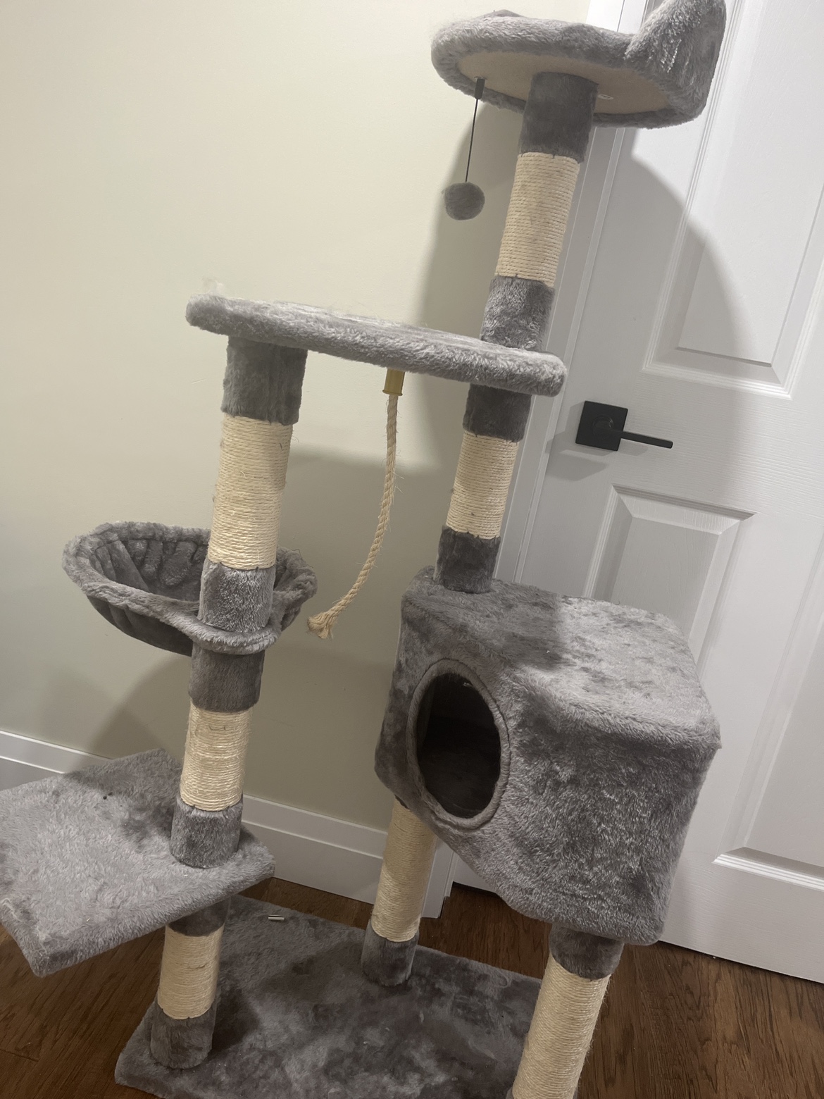 Cat tree