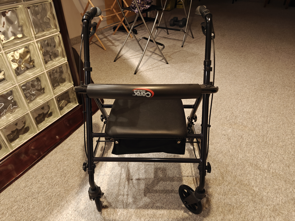 Walker with seat thumbnail