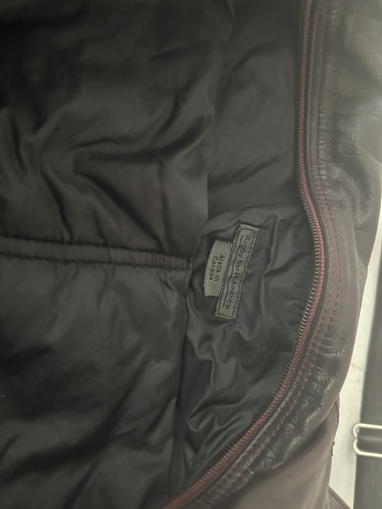 Beautiful brown leather Rugby North America bag image indicator(4)