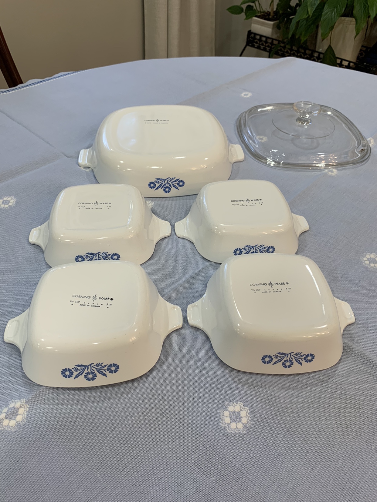 5 Corning Ware Cornflower Casseroles image indicator(7)