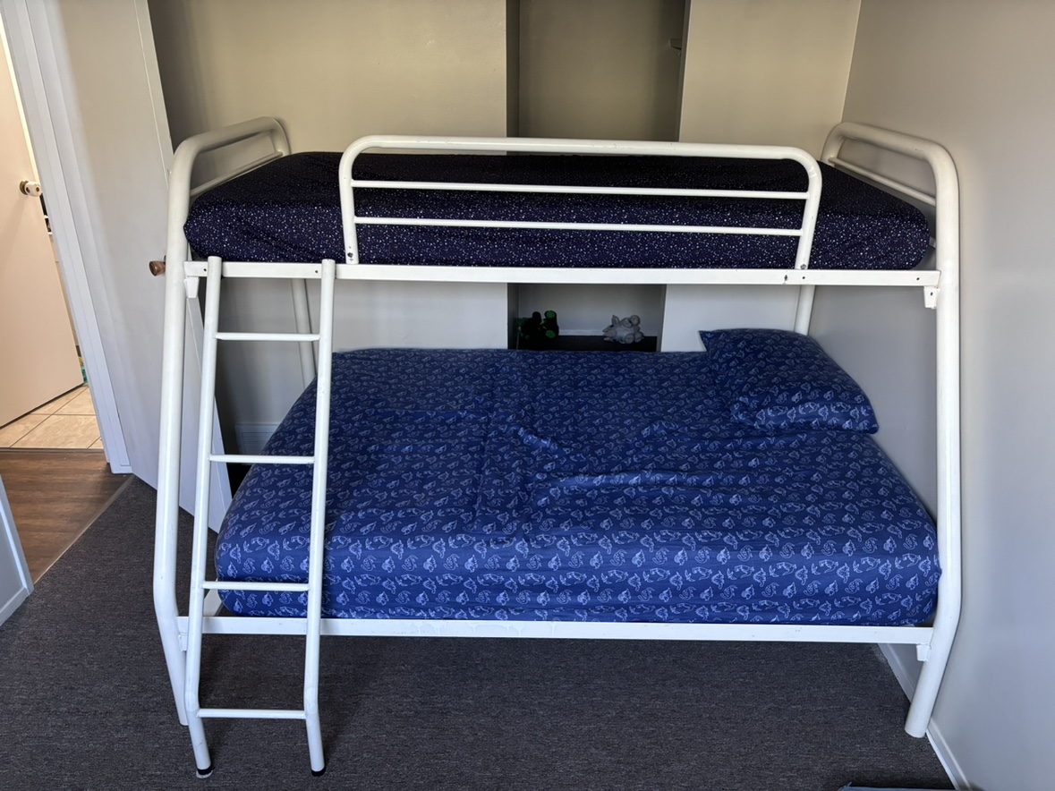 Bunk bed