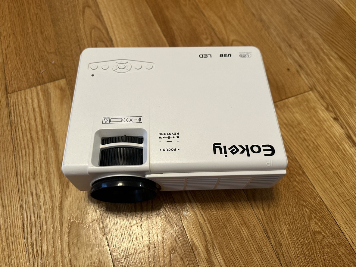 Mini Projector with screen + Google chromecast TV stick - photo 2