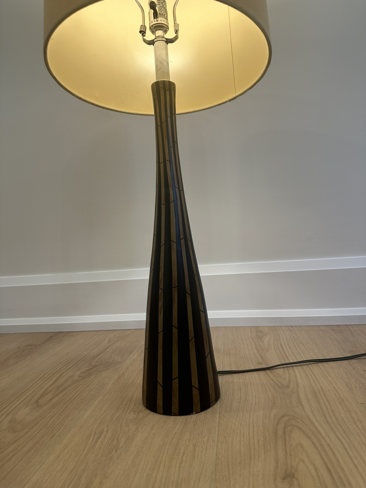 Side Table Lamp - photo 2