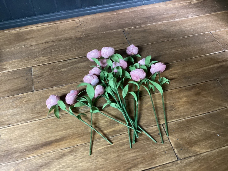 Miniature Peonies 1/12 Scale Dollhouse Decor image indicator(6)