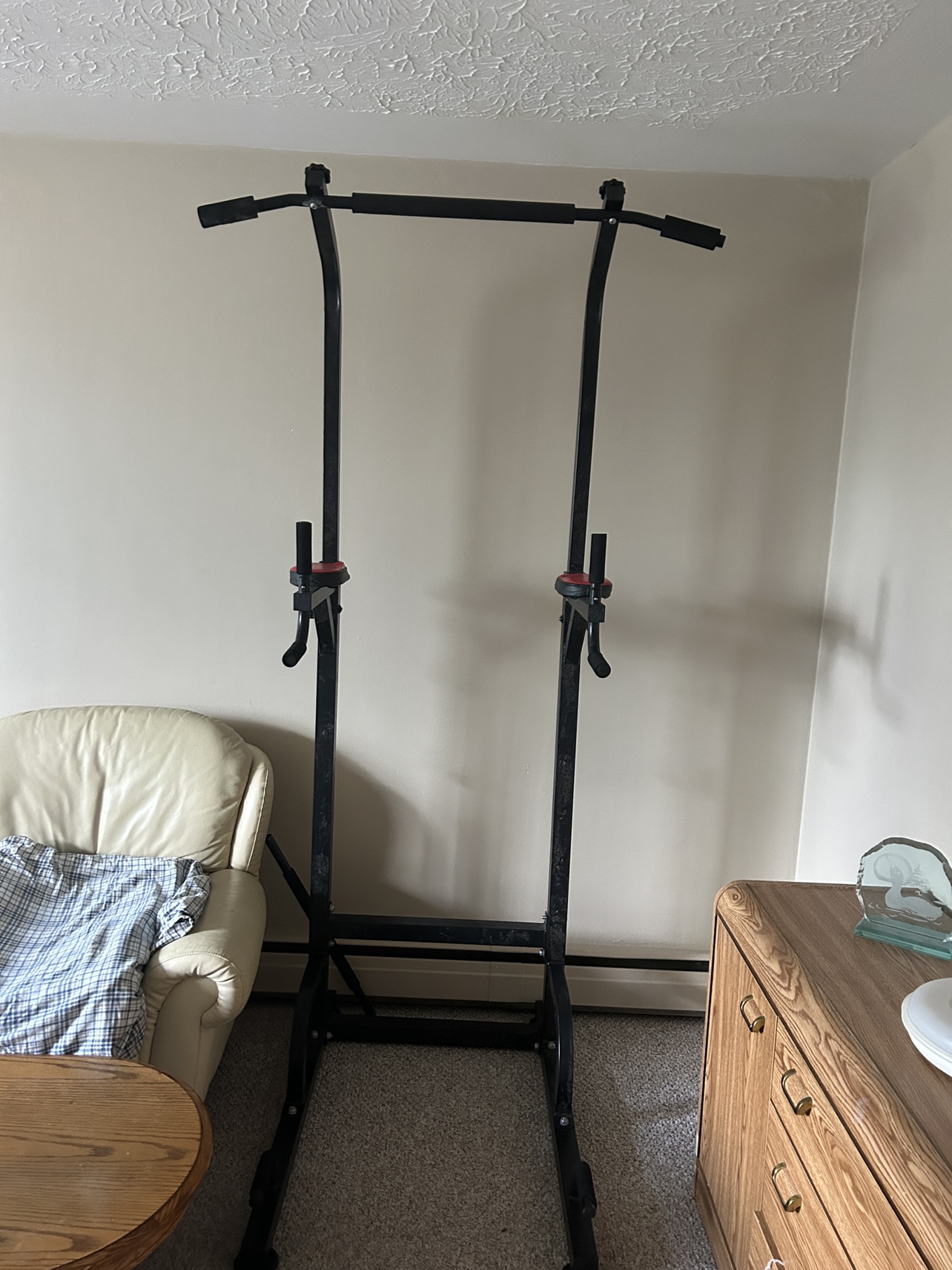 Pull up bar