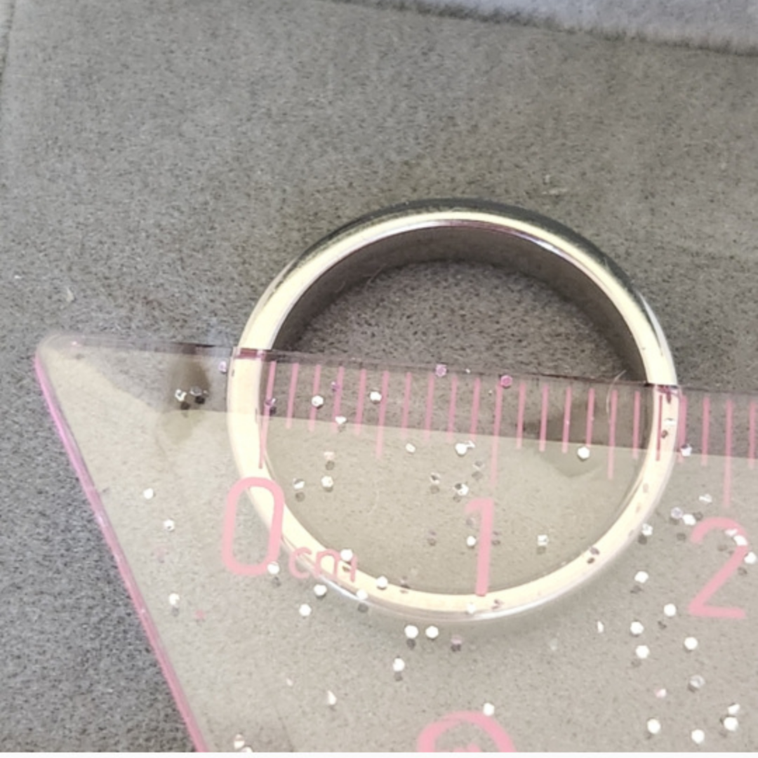 A plain silver tone ring - photo 3