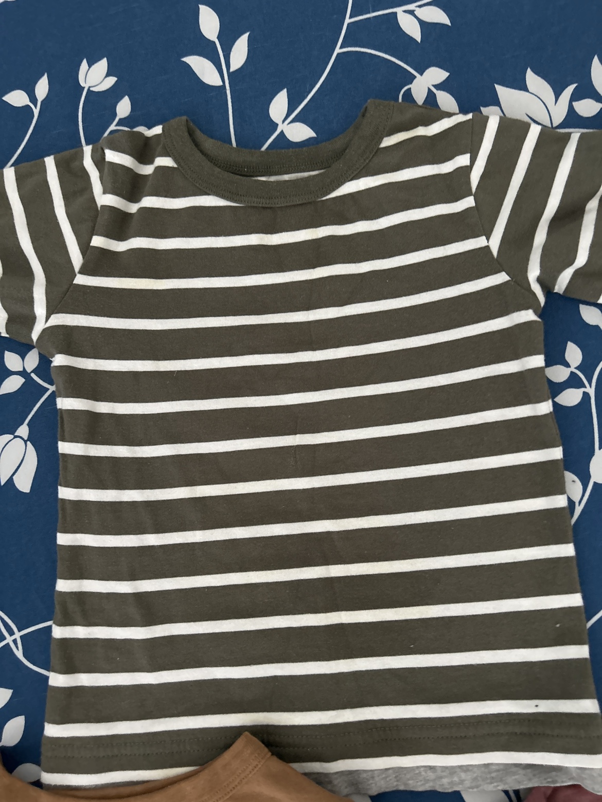 (3)Toddler long sleeve size (4T) image indicator(2)