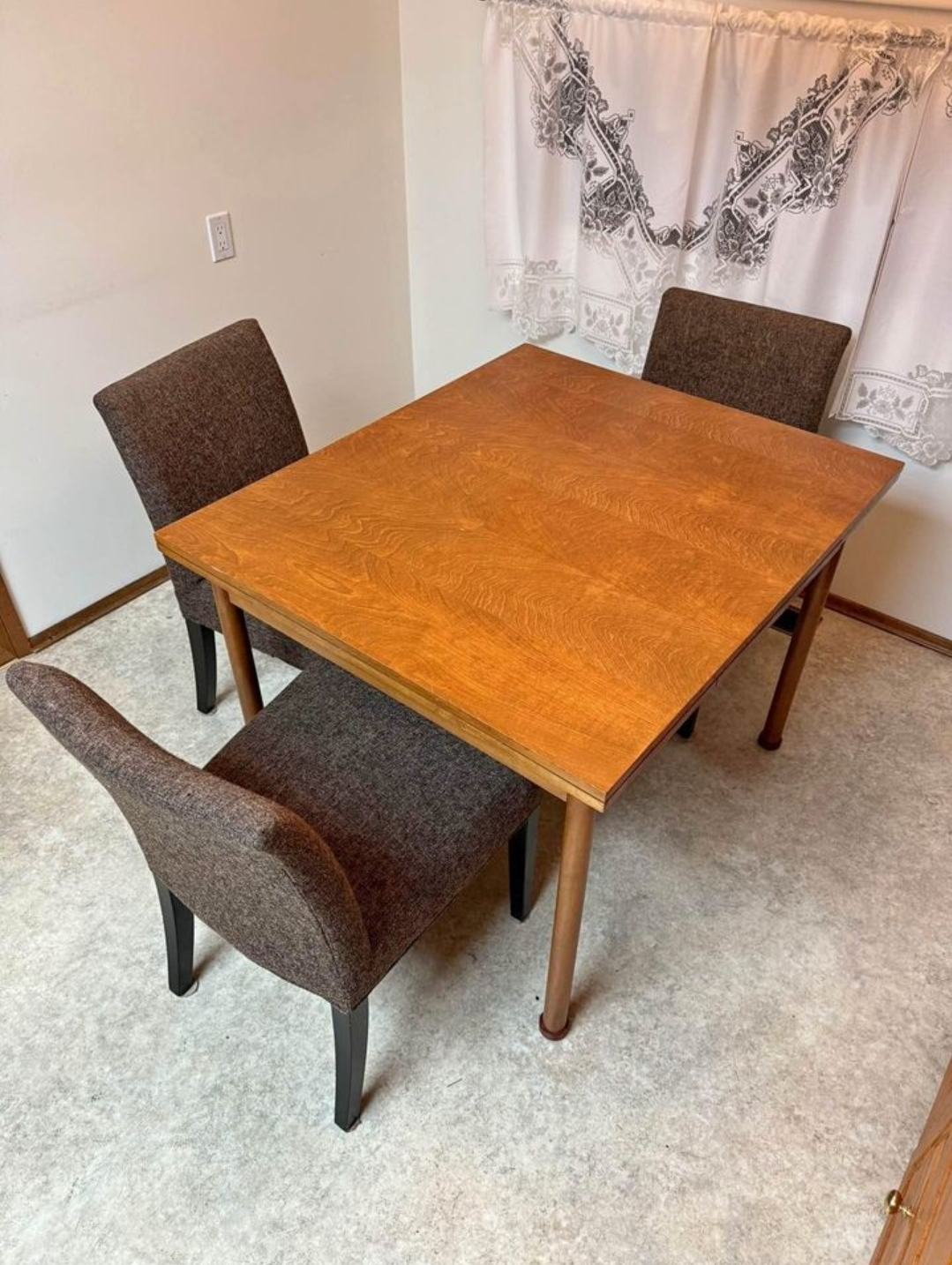 Square Dining Table Set