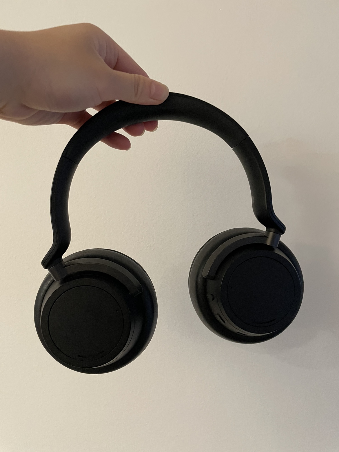 Microsoft Surface Headphones image indicator(3)