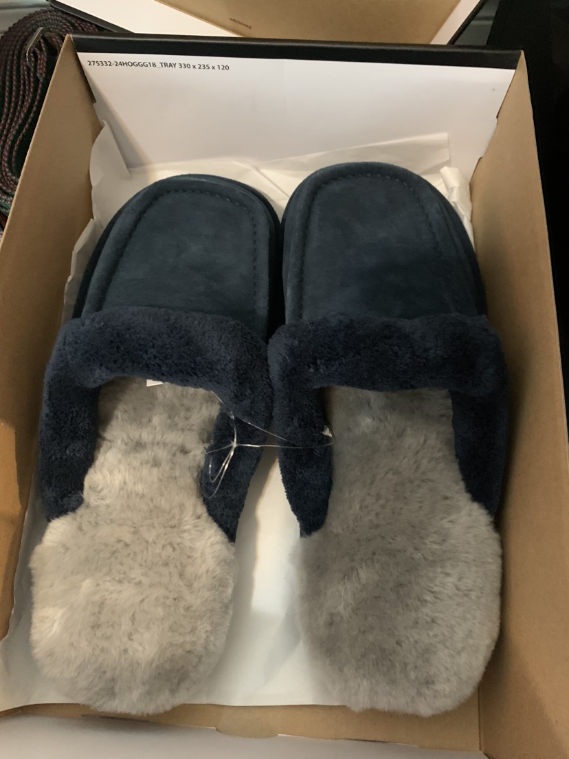 Comfy slipper- New