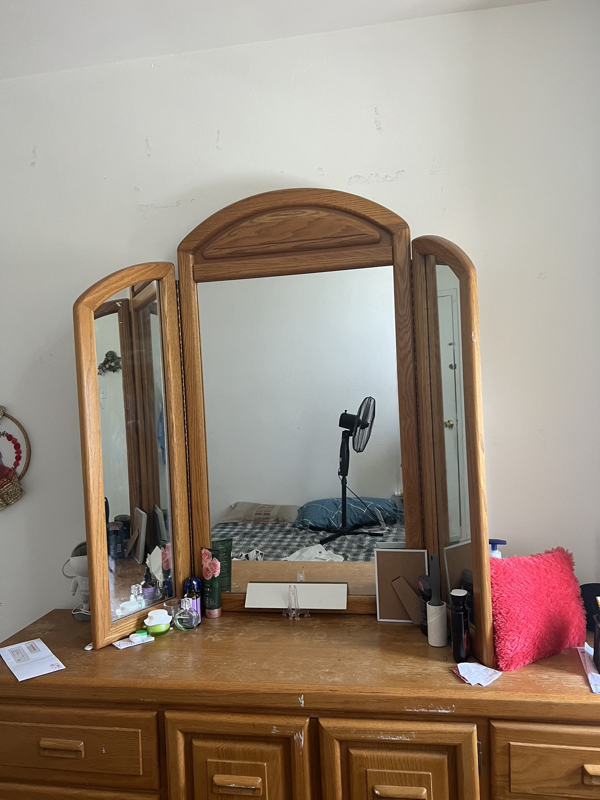 Large Dressing/Dresser Table with huge mirror - photo 3