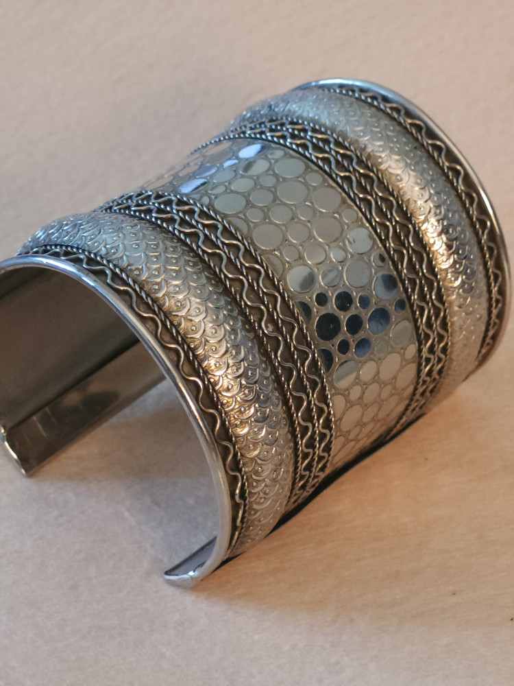 Vintage Silver Cara New York Cuff image indicator(3)