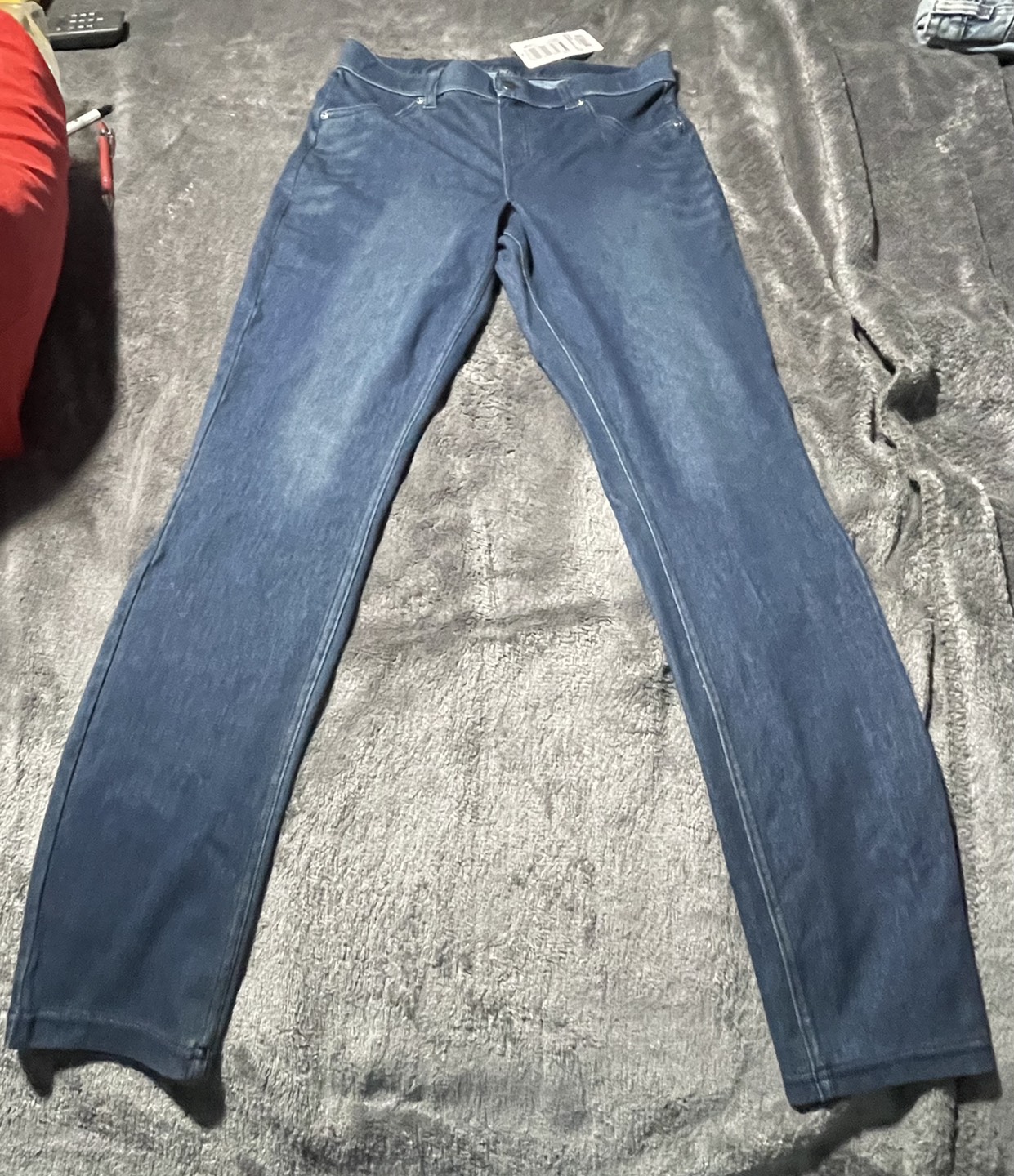 (NEW)HUE Ultra Soft High Waist Denim Legging image indicator(5)