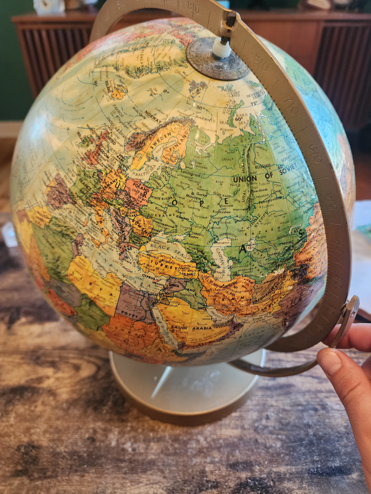 vintage 60's Globe
