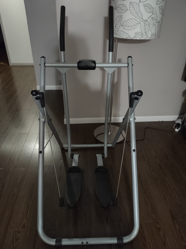 Air walker Exercise machine