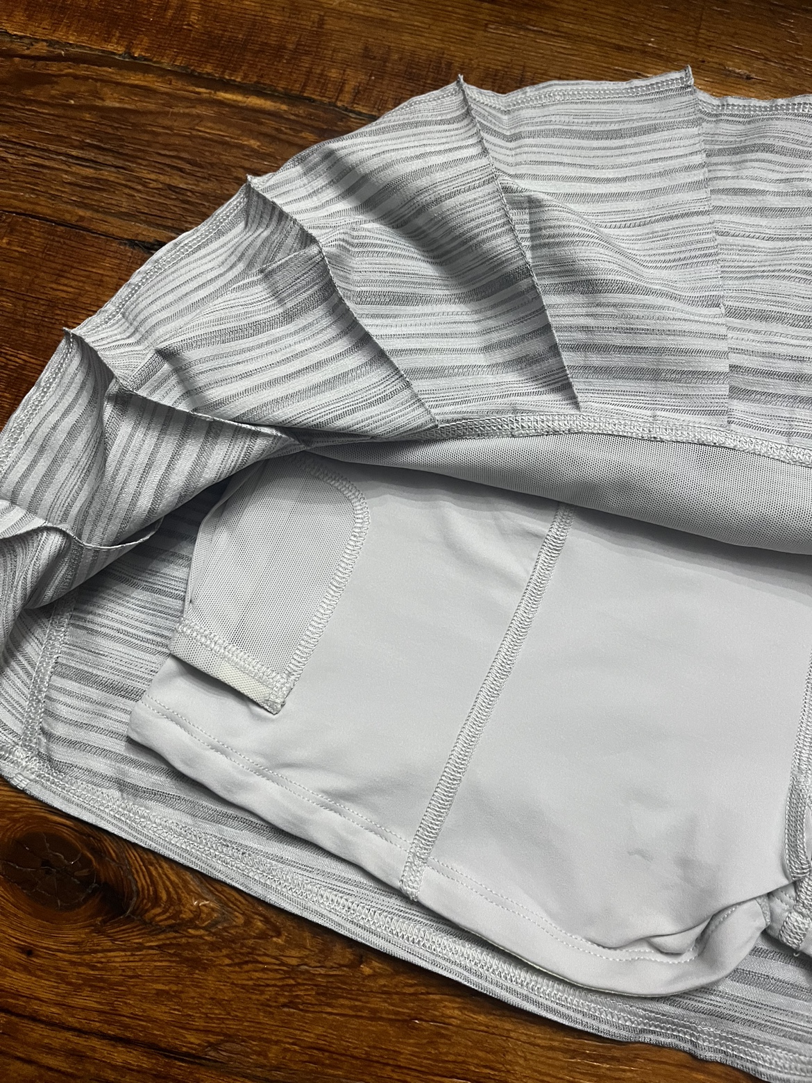 Pleaded Lululemon Skirt - photo 5