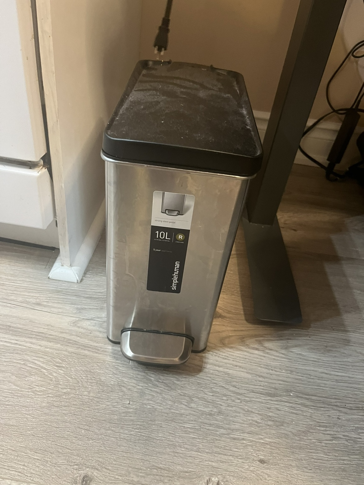 10L Garbage Can thumbnail