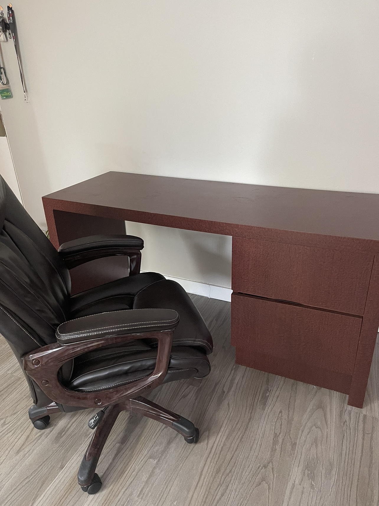 Computer tables - photo 4