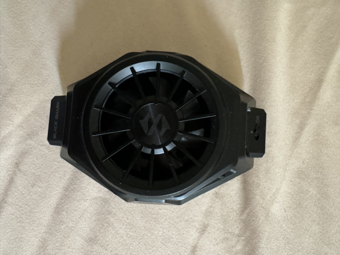 Black shark phone coooler