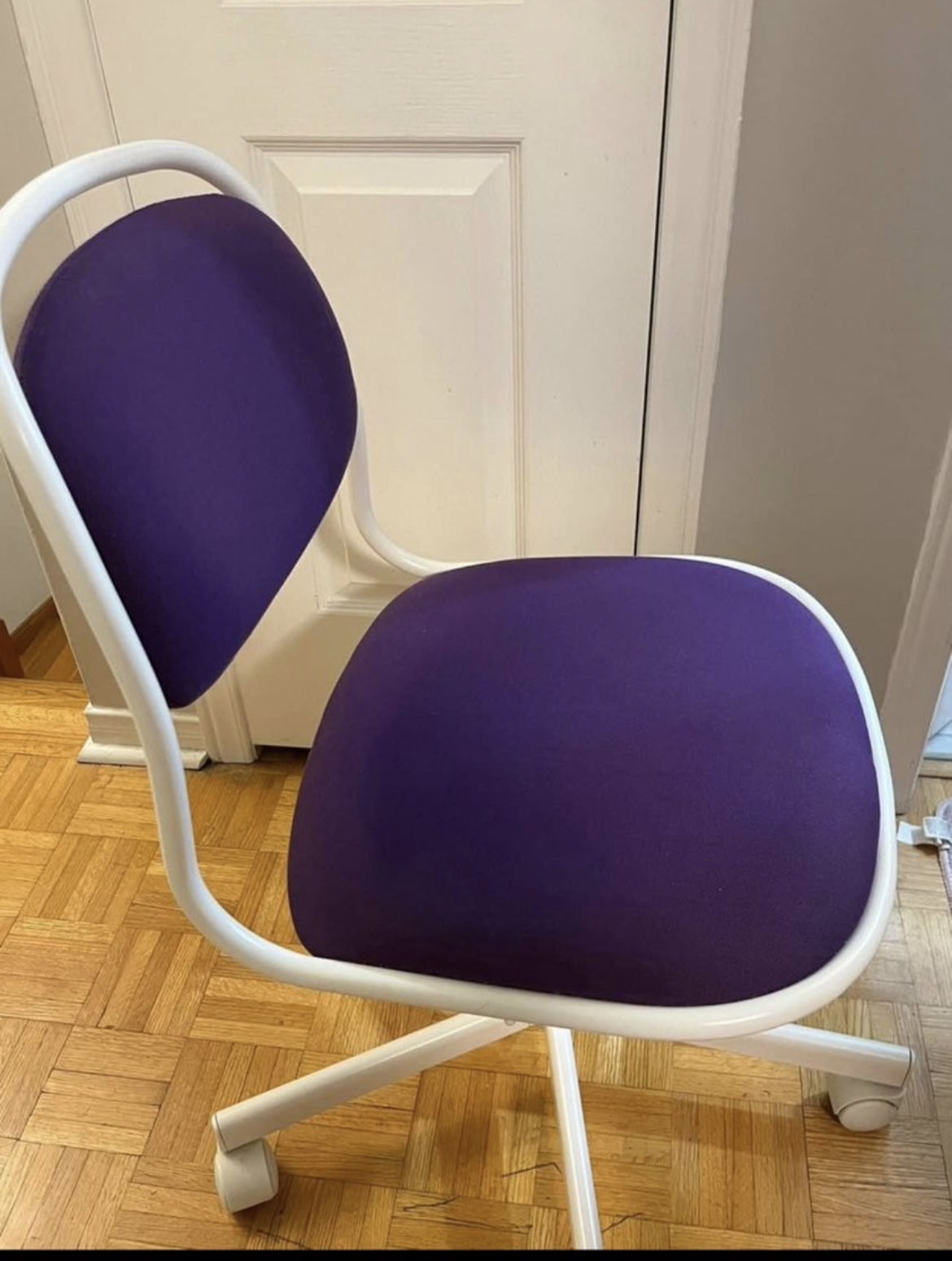 Purple Ikea chair - photo 2