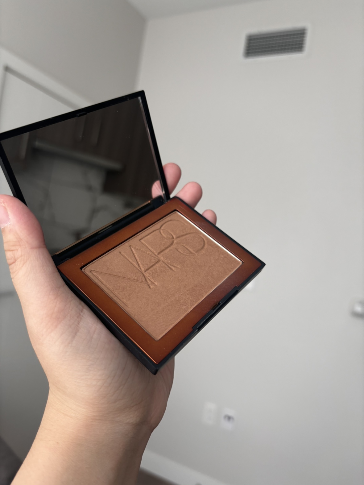 NARS bronzing powder image indicator(3)