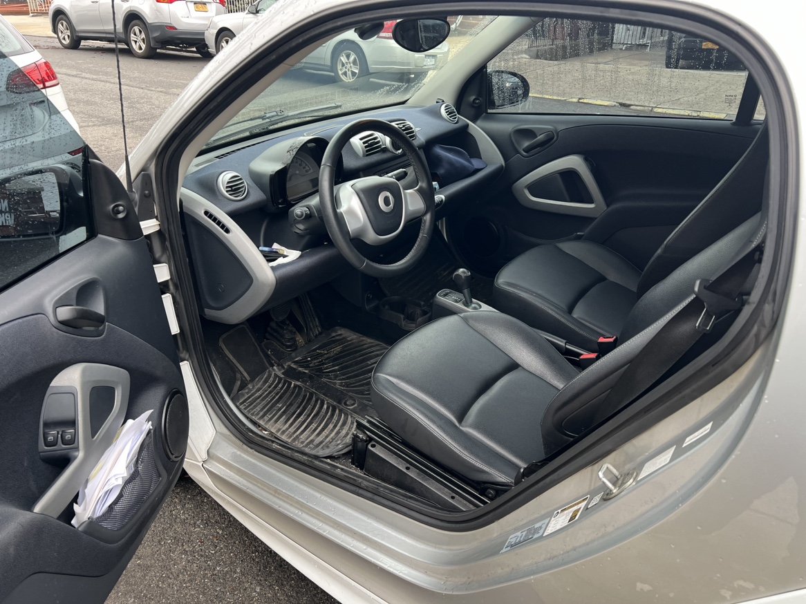 Car - photo 3