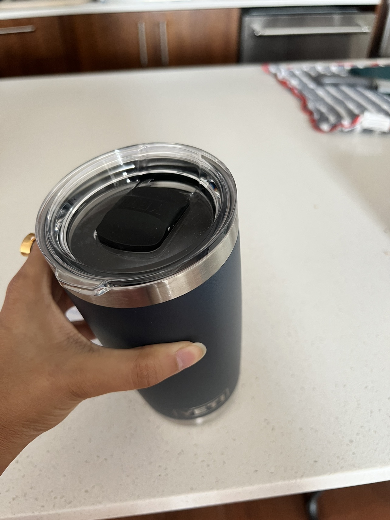 Yeti image indicator(2)