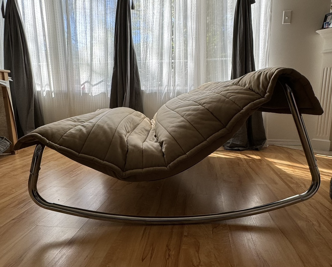 Vintage danish rocking chair image indicator(2)