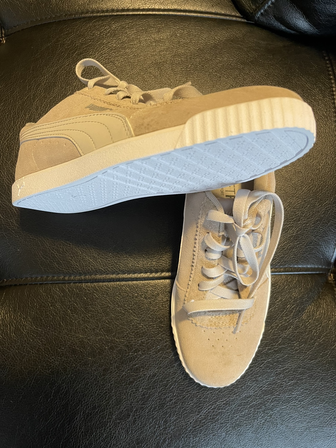 Women Puma shoes size 6.5 - photo 2