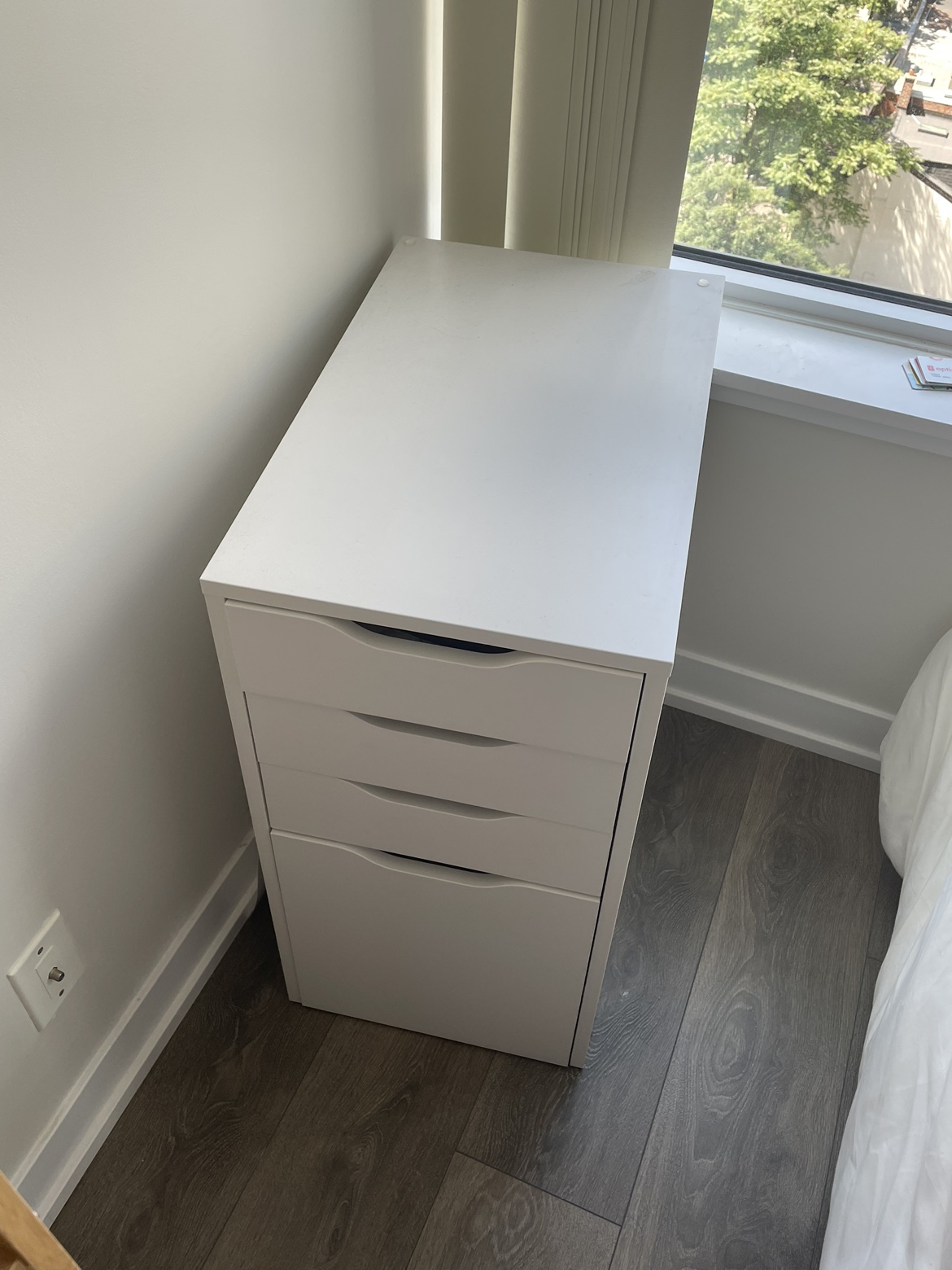 White drawer set (ikea alex drawer) - photo 3