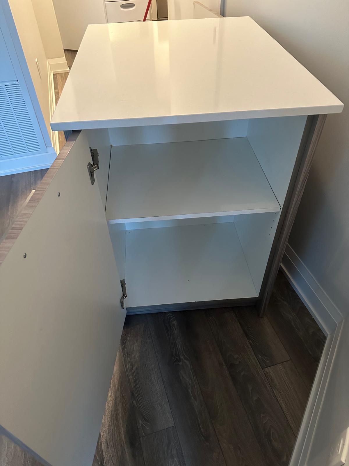 ⚠️MUST GO!⚠️Marble Kitchen Island with storage - photo 2