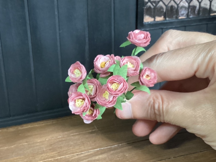 Miniature Peonies 1/12 Scale Dollhouse Decor image indicator(4)