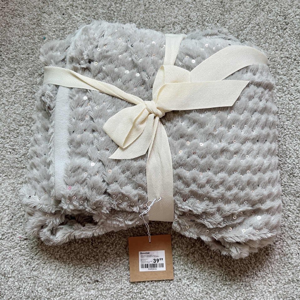 Brand new throw, BOUCLAIR faux fur sequin throw ⚽️ thumbnail