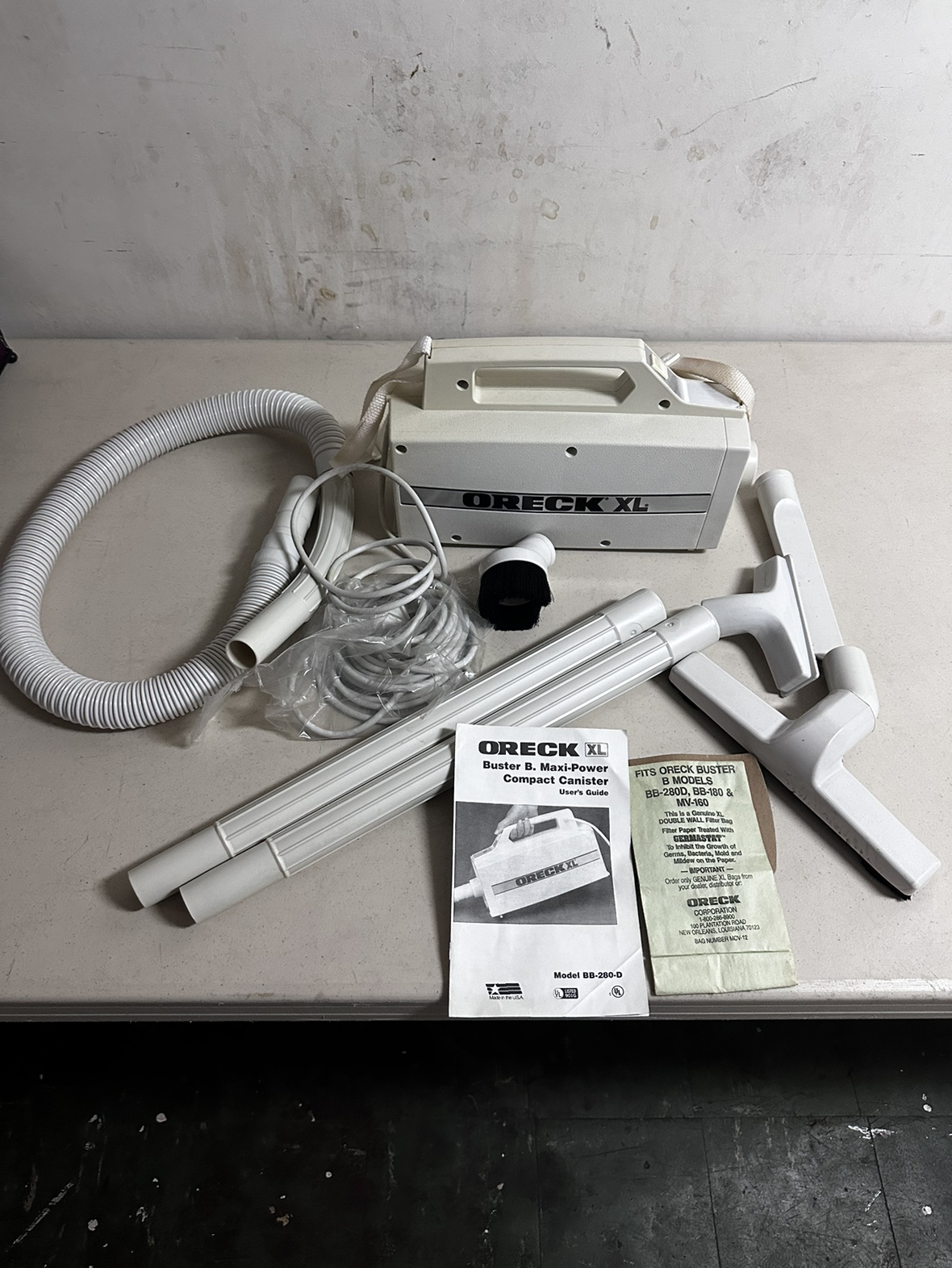 Oreck Xl Compact Canister hand held Vacuum