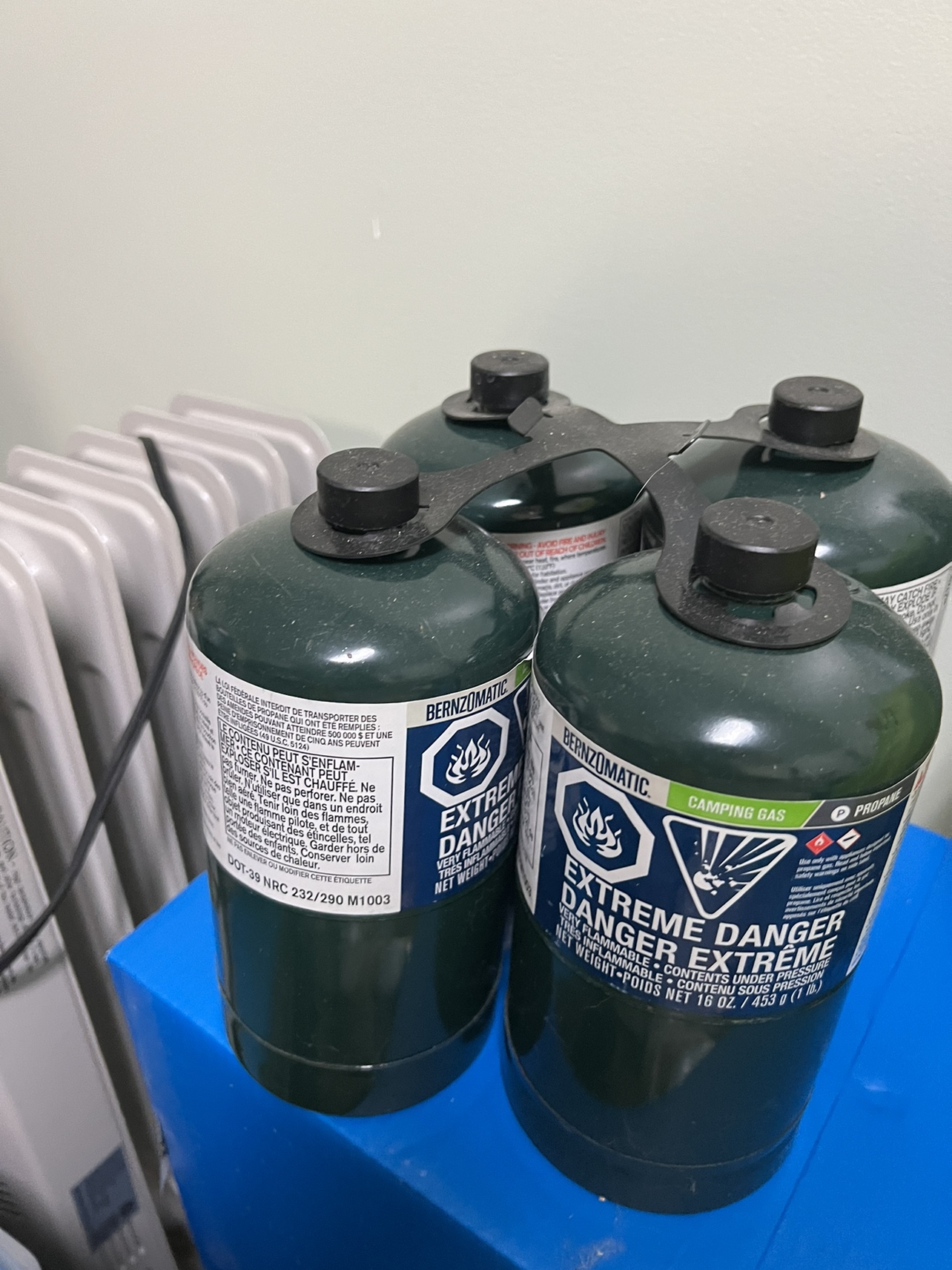 Bernzomatic Propane Cylinder (camping gas) thumbnail